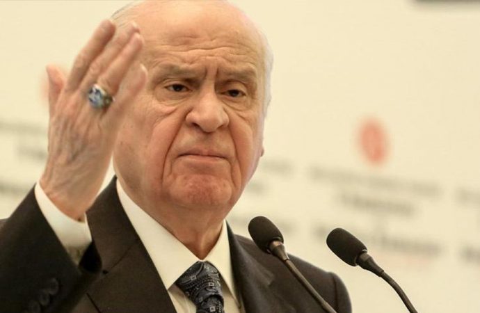 Bahçeli’nin ‘oy hesabıyla’ şehit cenazesindeki linç girişimi sözlerine tepki
