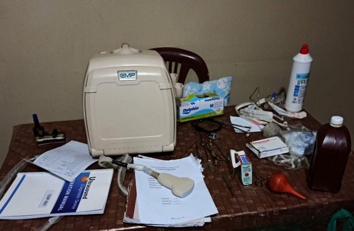 Suriyeliler tarafından açılan ruhsatsız muayenehaneye baskın