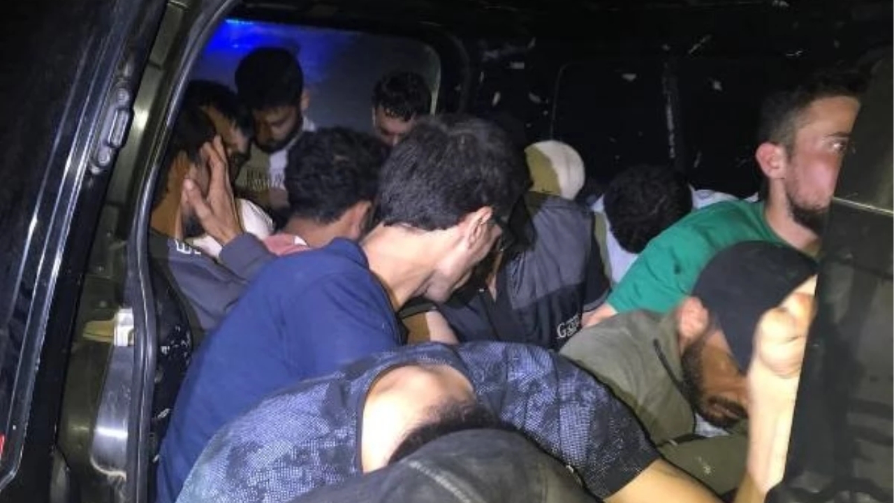 Edirne'de 22 Kaçak Göçmen Yakalandı