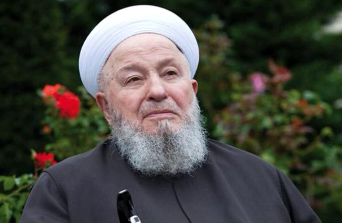 İsmailağa Cemaati’nin lideri Mahmut Ustaosmanoğlu hastaneye kaldırıldı!