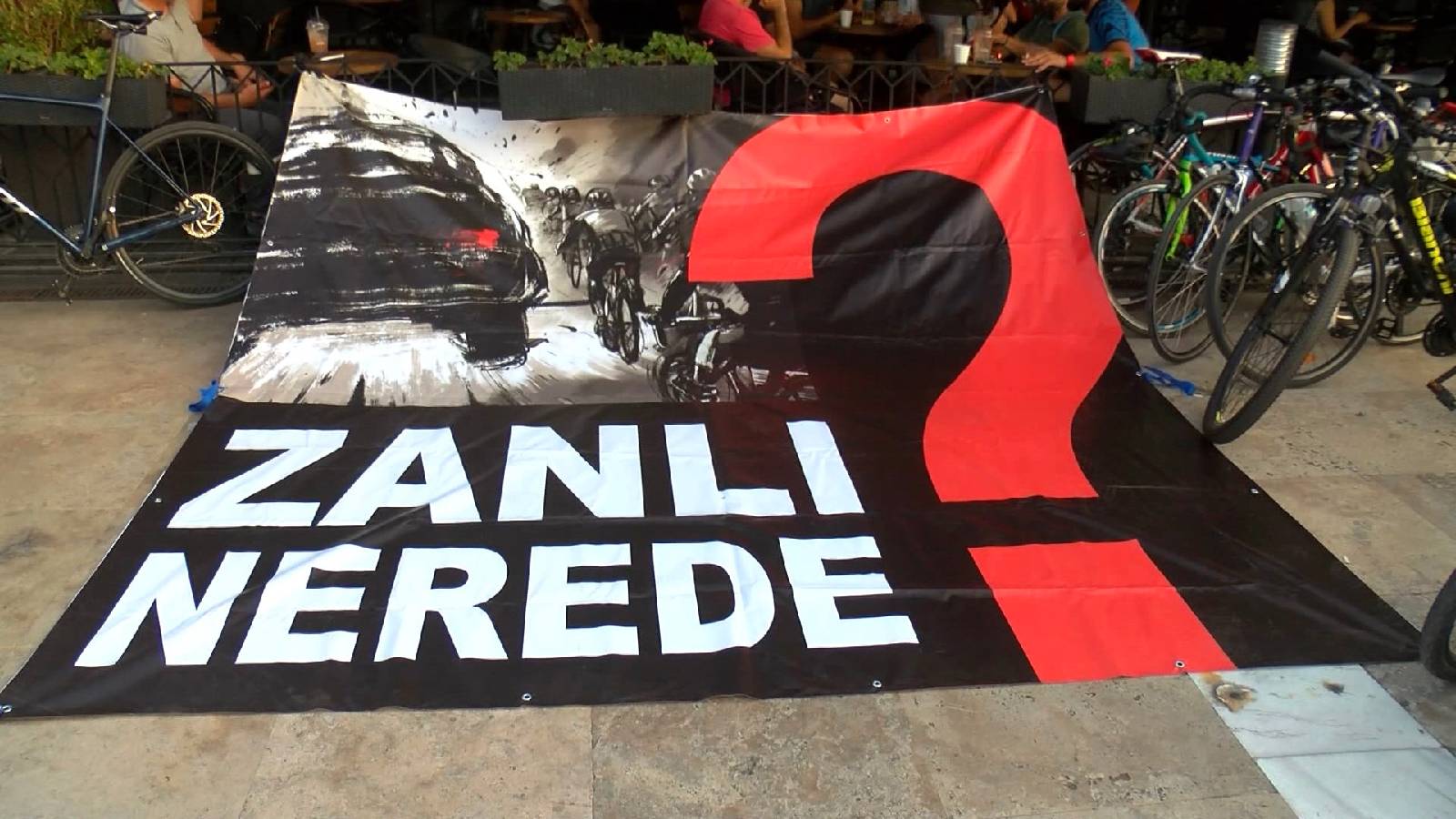 29 GÜN GEÇTİ Doğanay Güzelgün'ün ölümüne neden olan sürücünün yakalanamaması protesto edildi