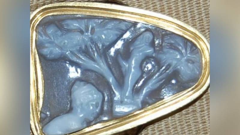 British Museum'daki eserleri çalmıştı: Hırsız müze küratörünün değerli bir Roma taşını eBay'de 40 sterline sat