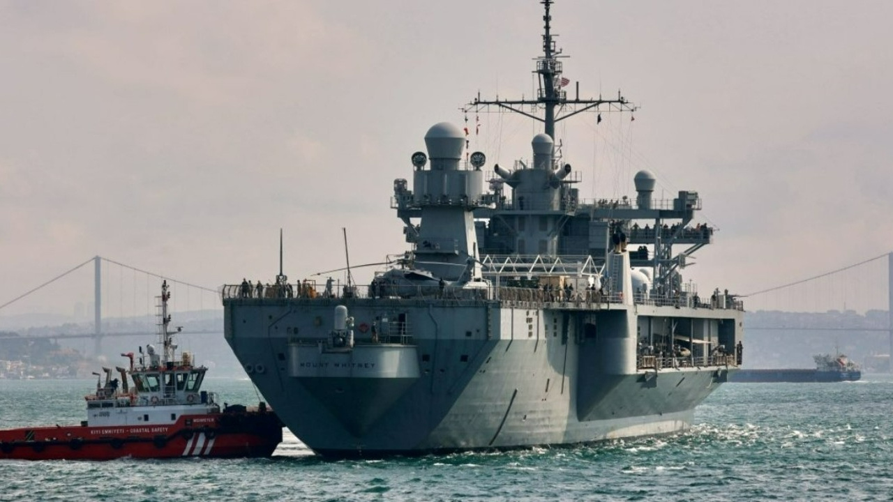 Protestolara neden olan ABD 6. Filo gemisi, Çanakkale Boğazı'ndan geçti