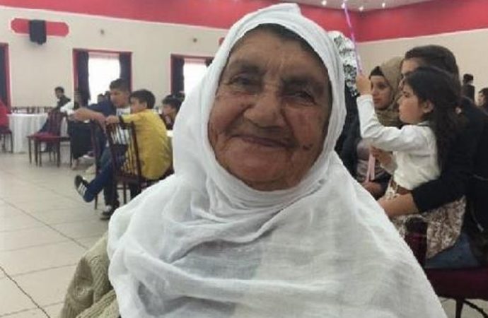 90 yaşındaki kadın koronayı yendi