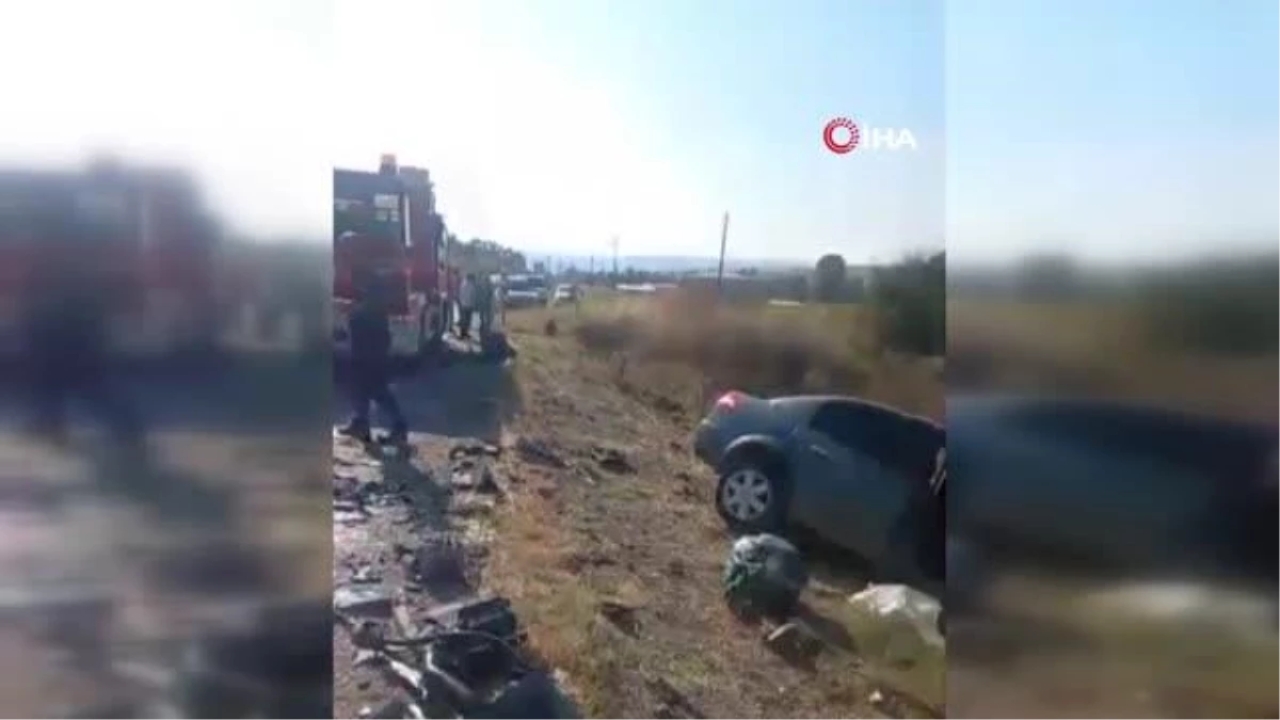 İki otomobil kafa kafaya çarpıştı: 1 uzman çavuş ölü, 7 yaralı