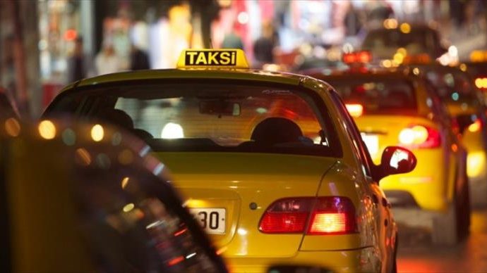 Sağlıkçılara ücretsiz taksi!