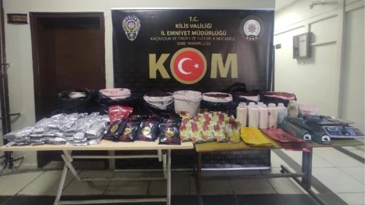 Kilis'te 443 Kilogram Kaçak Nargile Tütünü Ele Geçirildi