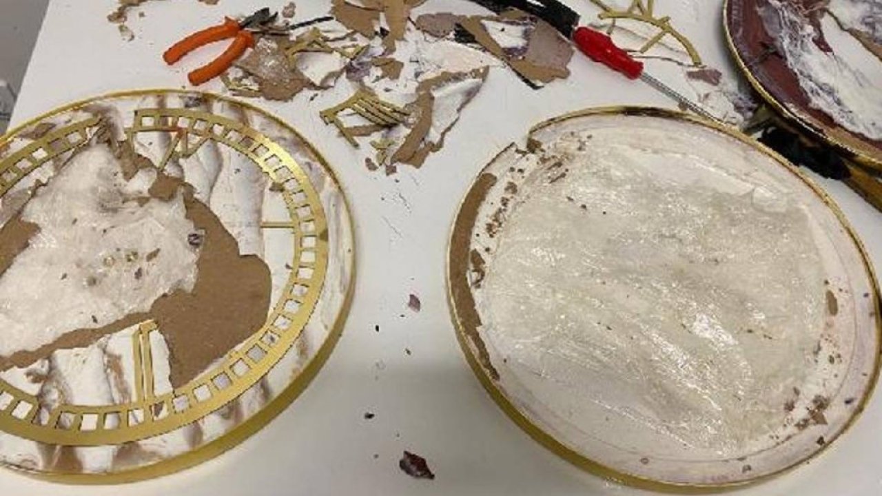 Gümrük kapısında yakalandı: Duvar saatlerinin içinde 3,5 kilo metamfetamin