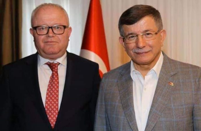Gelecek Partisi İl Başkanı Yıldırım: Kumar oynamıyordum, sadece çay içiyordum.