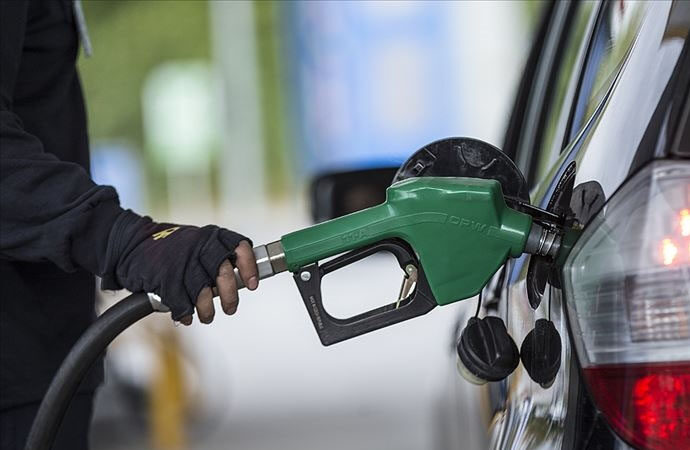 Benzine indirim geliyor