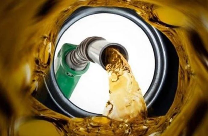 Benzine yine zam… Bu gece pompaya yansıyacak!