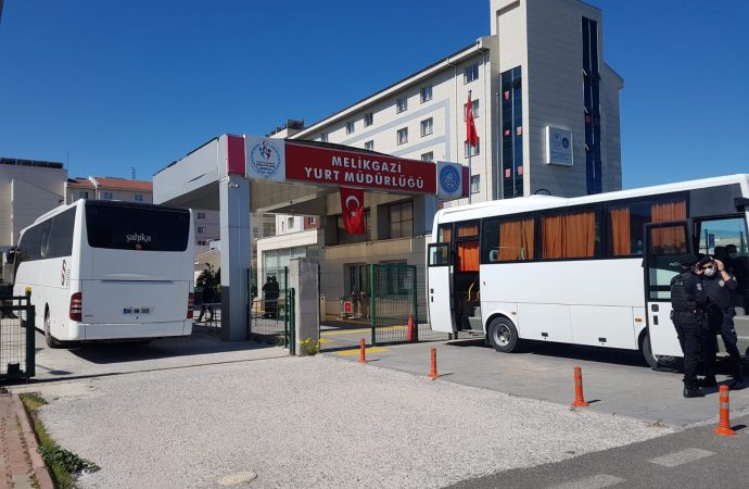 Kayseri’de karantinaya alınan 243 kişi, evlerine gönderildi