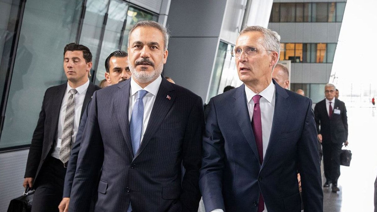 Dışişleri Bakanı Fidan, NATO Genel Sekreteri Stoltenberg ile görüştü: Tahıl ve İsveç'in NATO üyeliği gündeme g