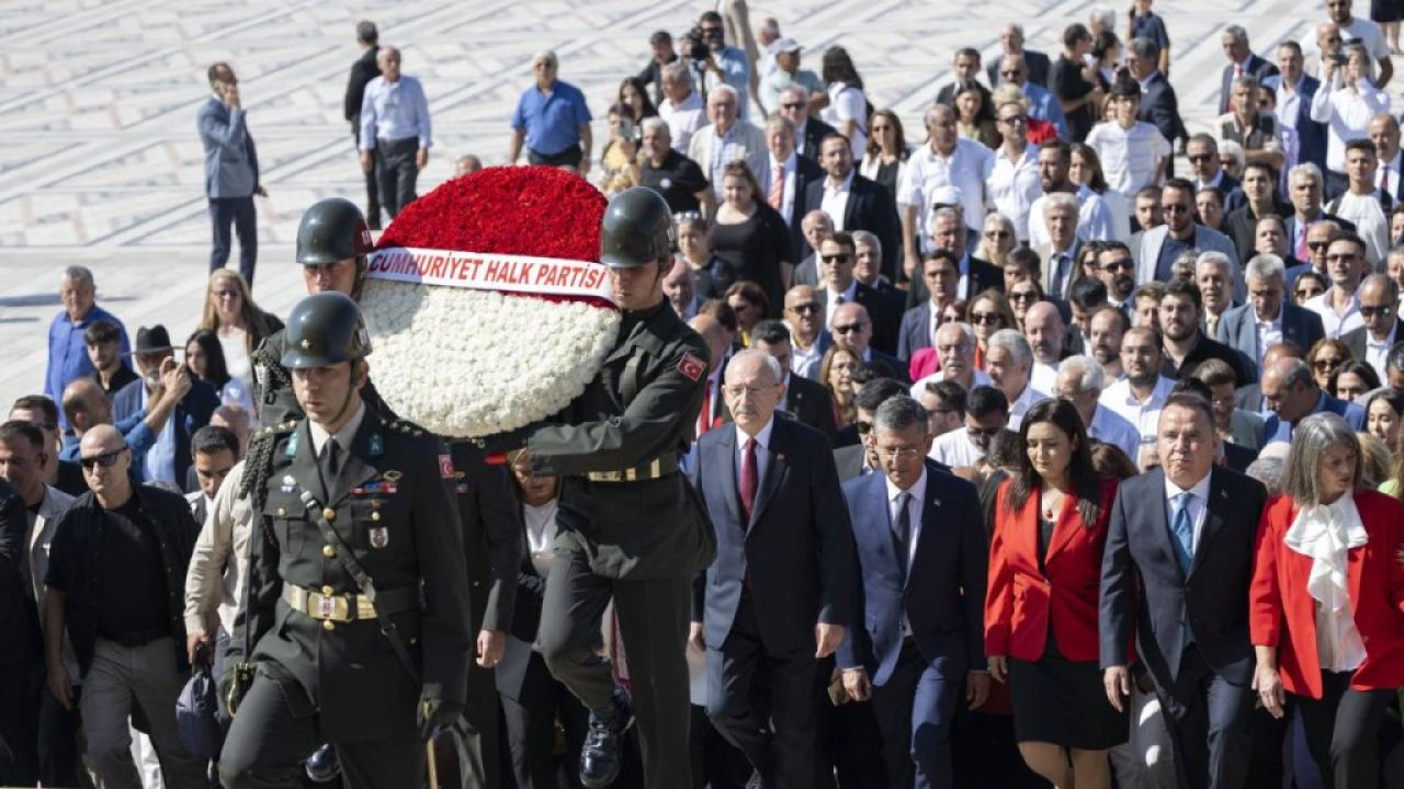 CHP'nin 100. yaşında Kılıçdaroğlu, Anıtkabir'de: Vizyonunuzu geleceğe taşımak için mücadelemizi sürdürüyoruz