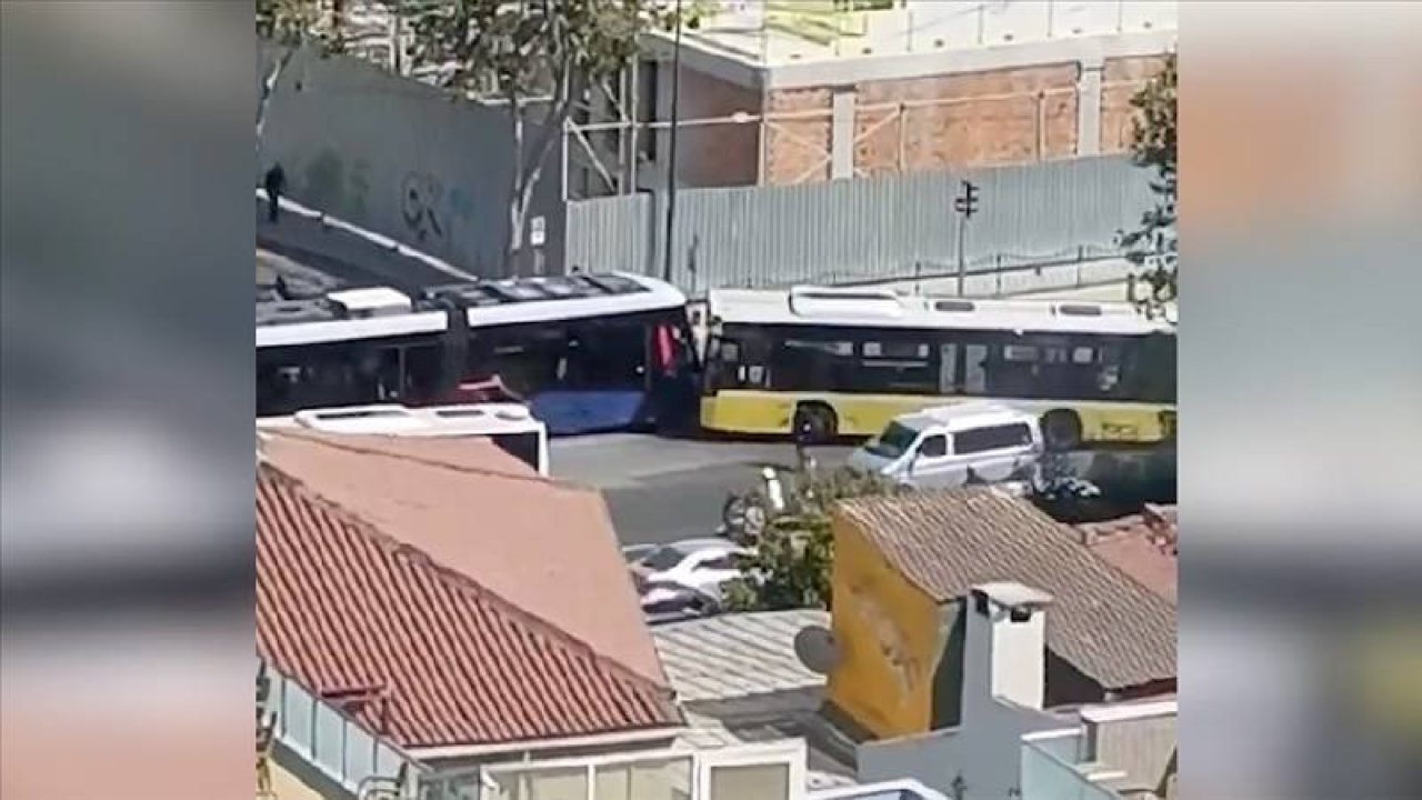 İETT otobüsü, tramvaya çarptı