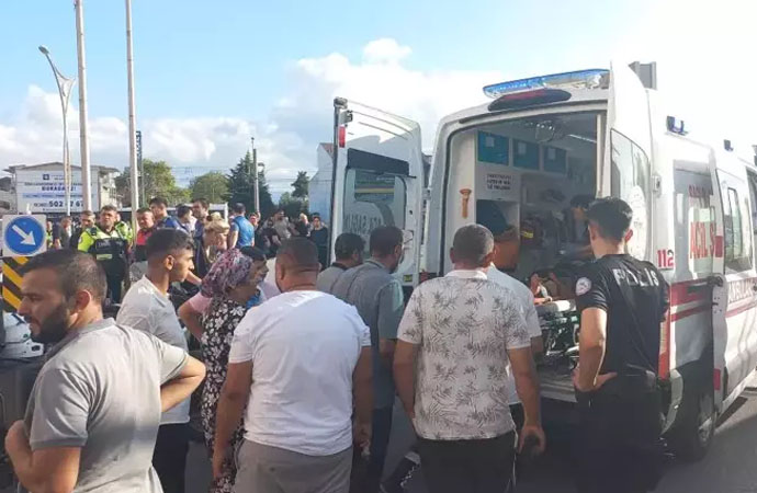 Ambulans geç geldi bahanesiyle polise saldırdılar