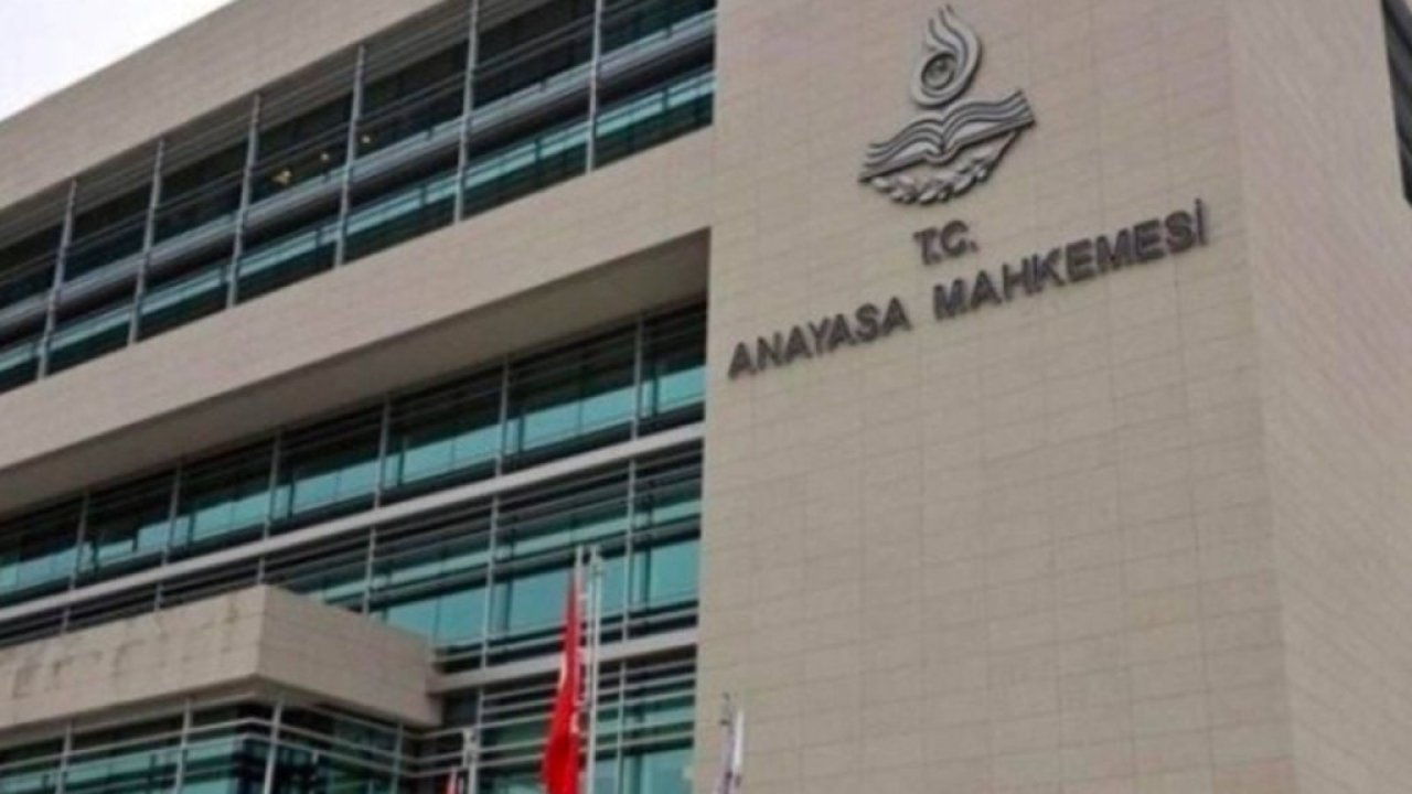 AYM, Yeniden Anavatan Partisi için 'kapatma' kararı verdi