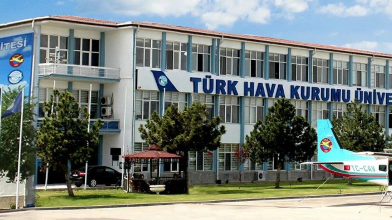 Türk Hava Kurumu Üniversitesi'ne Arap Dili ve Edebiyatı Profesörü Rahmi Er Atandı
