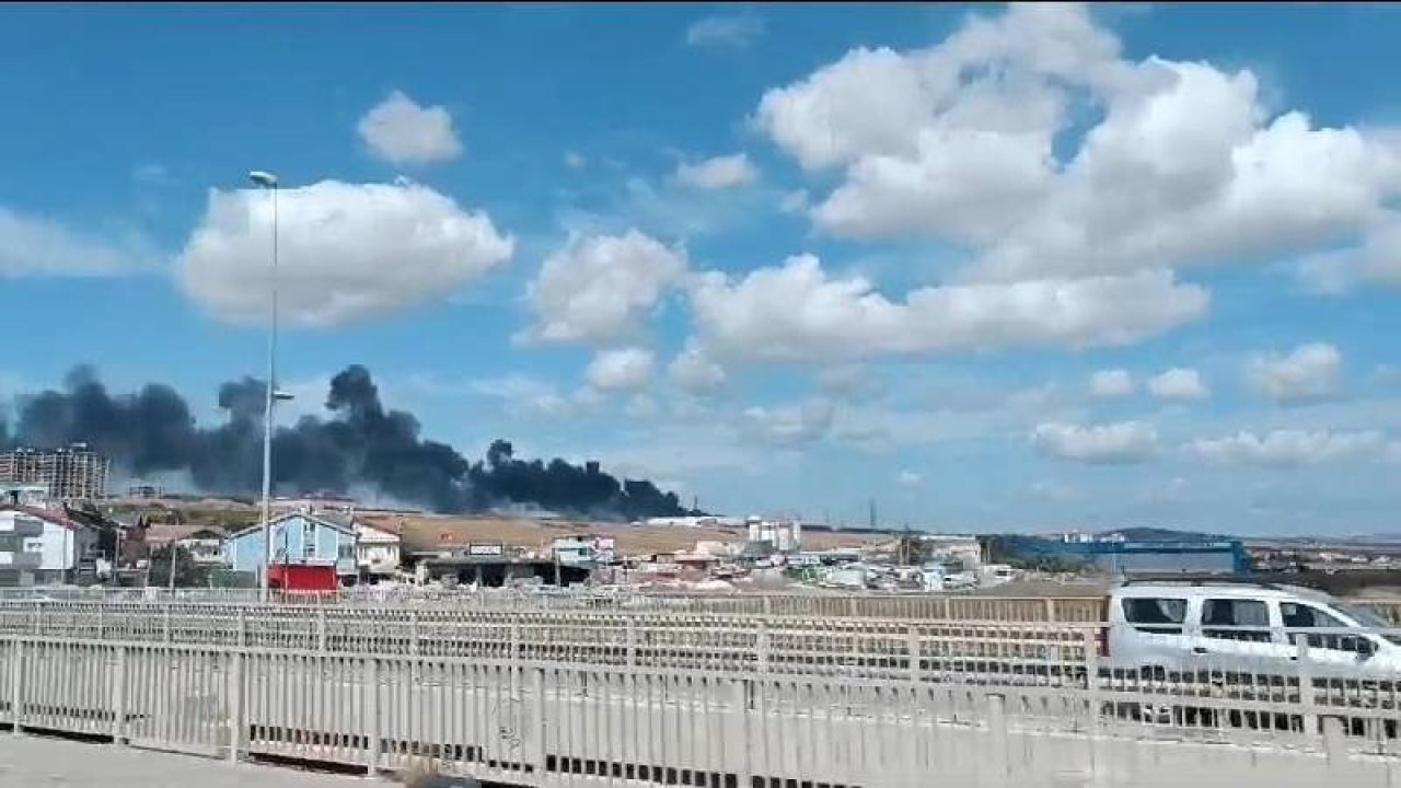 Silivri'de fabrika yangını: Ekiplerin müdahalesi sürüyor