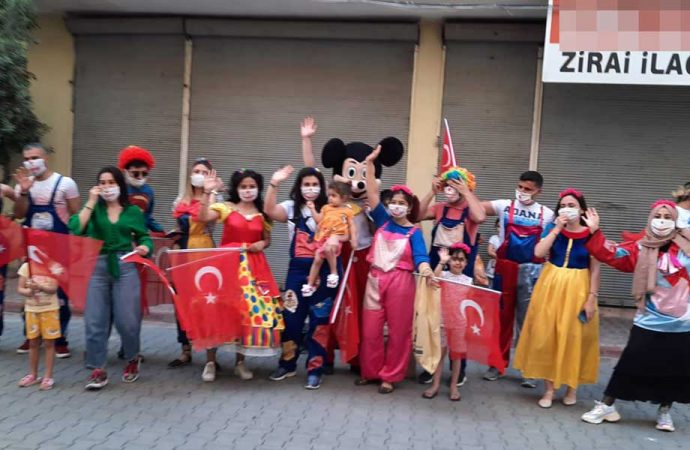 Seyhan’dan çocuklara bayram hediyesi