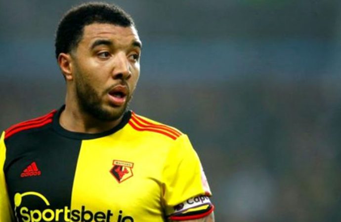 Yıldız futbolcunun erken doğan bebeğiyle ilgili skandal mesaj