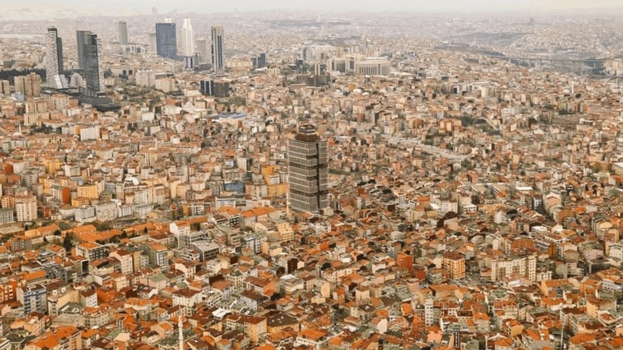 Deprem AKP’nin umurunda değil: Toplanma alanlarını satıyorlar