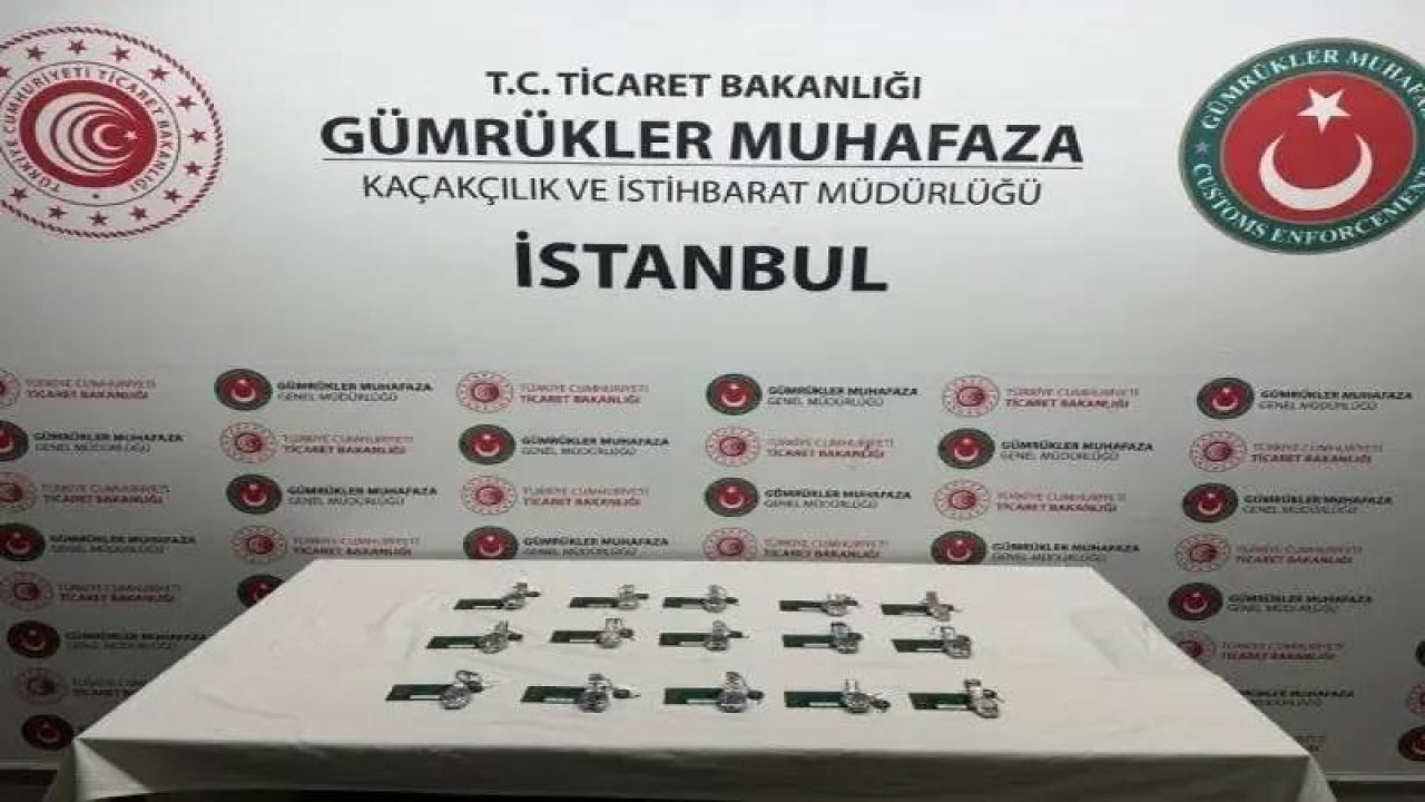 Sabiha Gökçen Havalimanı'nda şüpheli bir yolcunun varis çorabından 7 milyon liralık saatler çıktı