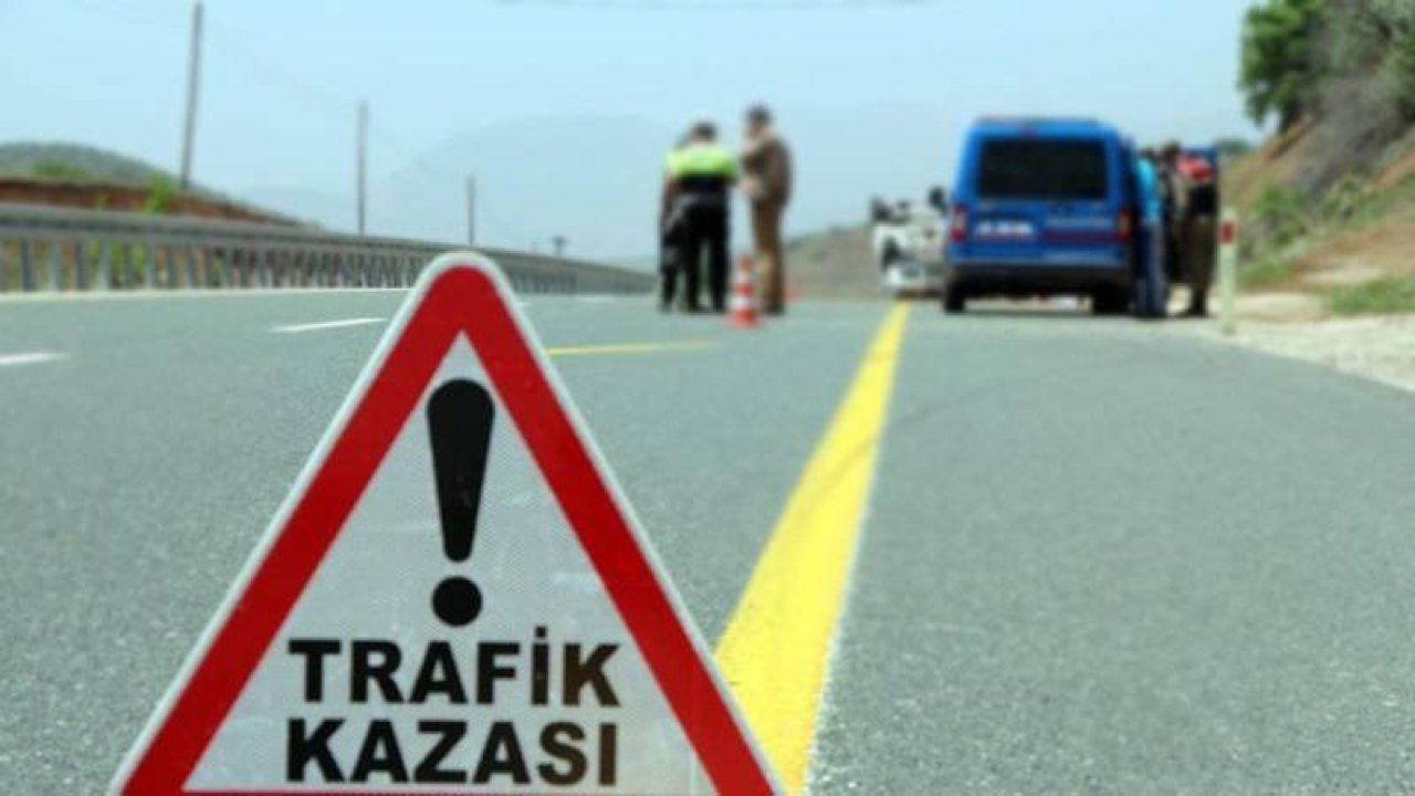 Giresun'da otomobilin refüje çarpması sonucu 1 kişi öldü, 2 kişi yaralandı