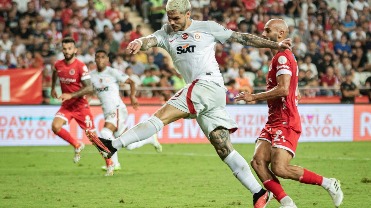 Yenilgisiz Cimbom Antalya deplasmanını rahat geçti: Galatasaray'dan Süper Lig'de üst üste 7. galibiyet