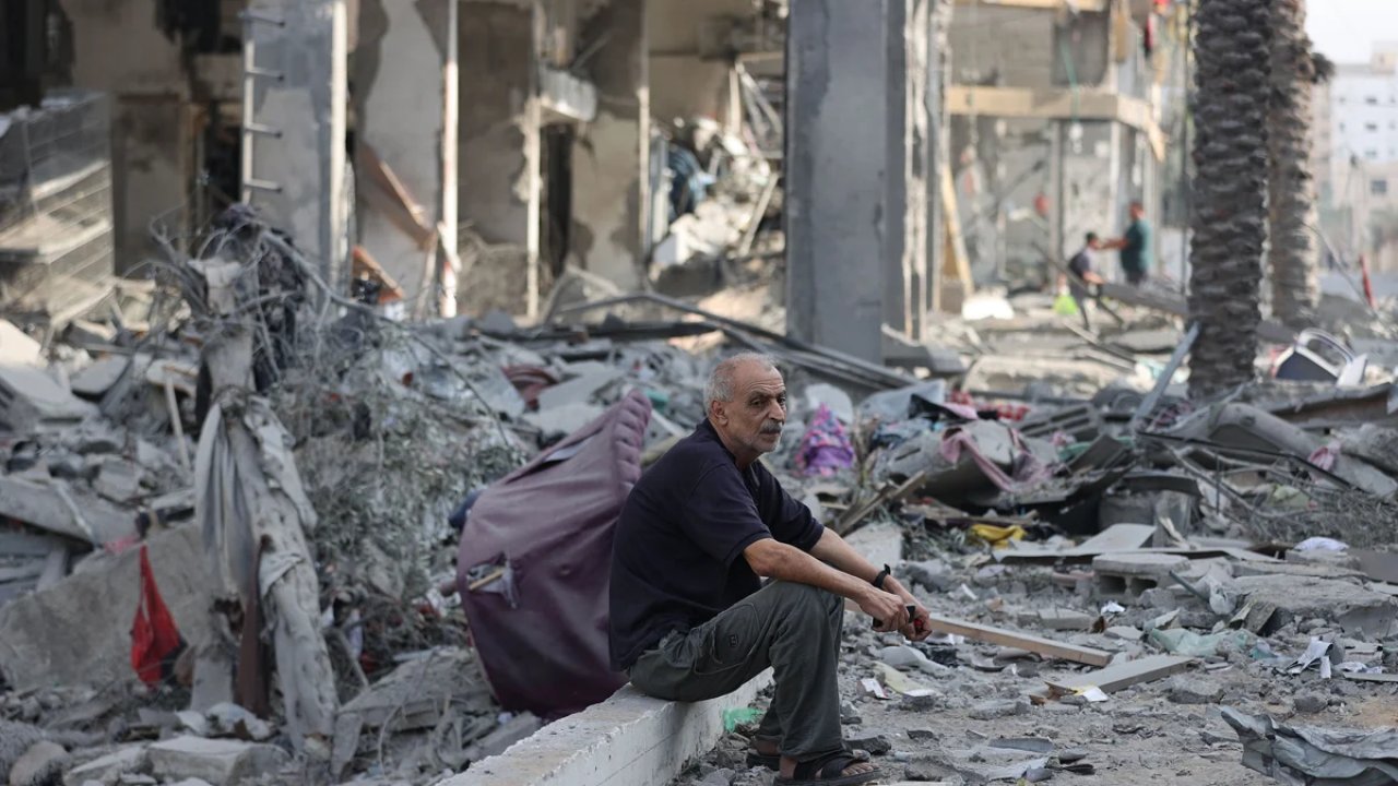 Gazze'de can kaybı bin 55'e yükseldi