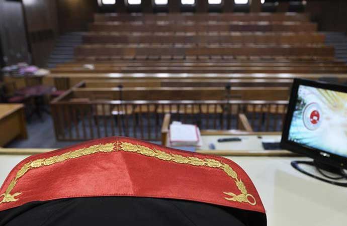 Kadın kıyafeti giydirip dövmüşlerdi: Serbest bırakıldılar