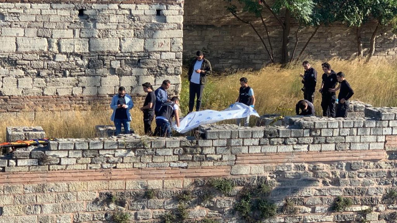 Topkapı surlarının dibinde gizemli ceset: Cesedin yanında bulunan nesne şüpheleri artırdı