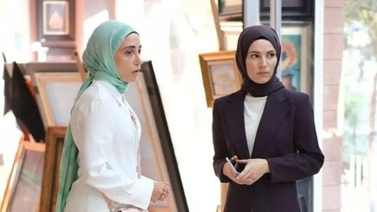 Kızılcık Şerbeti'nin Mihri'si Gizem Yanık'ın pozları gündem oldu