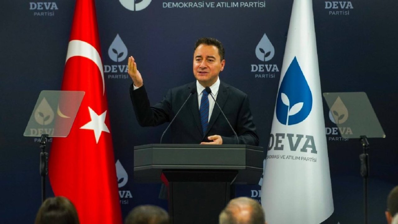Ali Babacan: Muhalefeti faiz lobisine çalışmakla itham eden Erdoğan, 2024 yılı bütçesinde faizler için 1 trily
