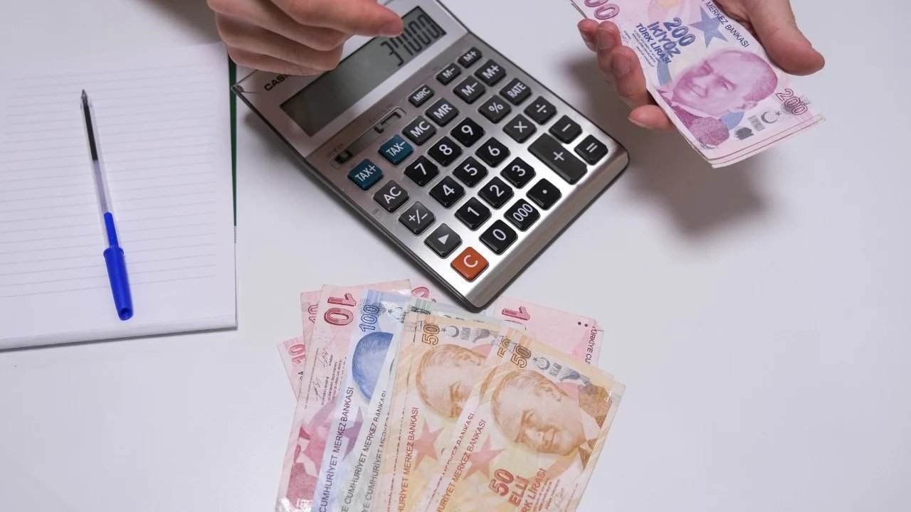 Yeni asgari ücret komisyonu kuruluyor: Maaşlarda duble artış yıl sonu belli olacak! 2024 asgari ücrette rekor