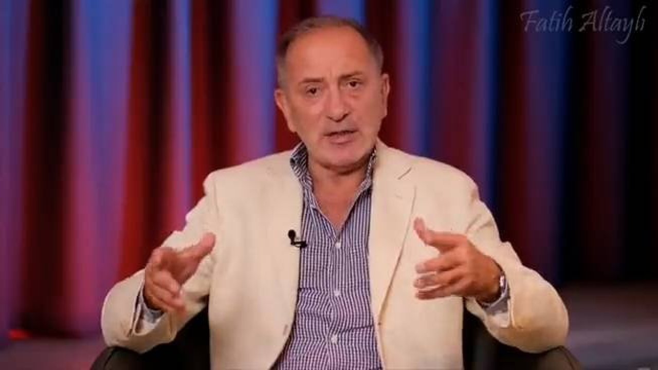 Fatih Altaylı'dan, Cumhuriyet'in 100. yıl dönümünün bir gün öncesinde Filistin mitingi planlayan AKP'ye: O kad