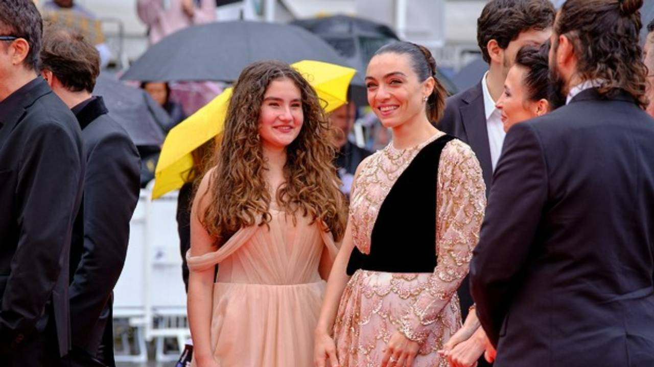 Ece Bağcı'ya, 'Kuru Otlar Üstüne' filmiyle ABD’den ödül: Chicago Uluslararası Film Festivali’nde en iyi yardım