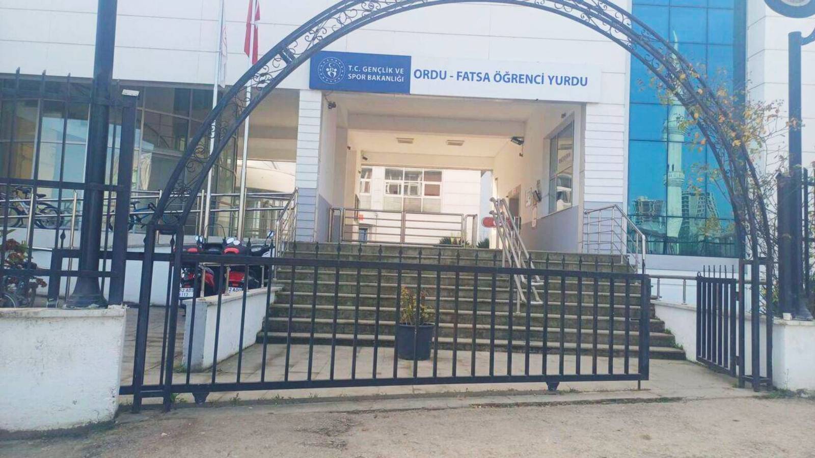 Bakanlık düşmedi demişti, polis tutanağı yurtta asansörün düştüğünü kanıtladı