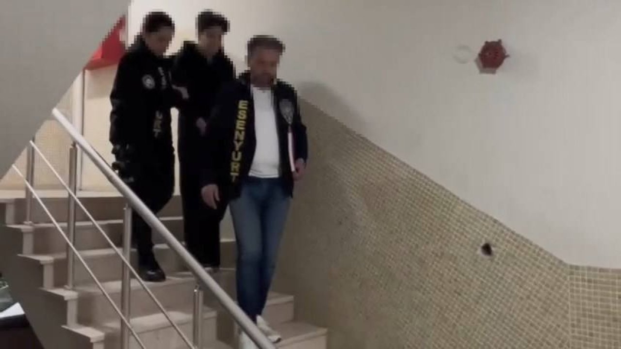 Bebeğini poşete koyup sokağa attı!