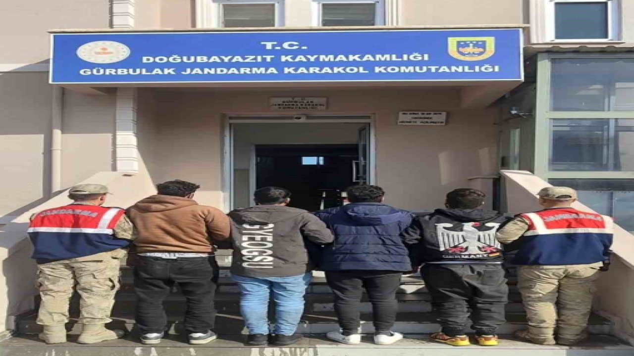 Ağrı’da 24 düzensiz göçmen yakalandı, 2 organizatör gözaltına alındı