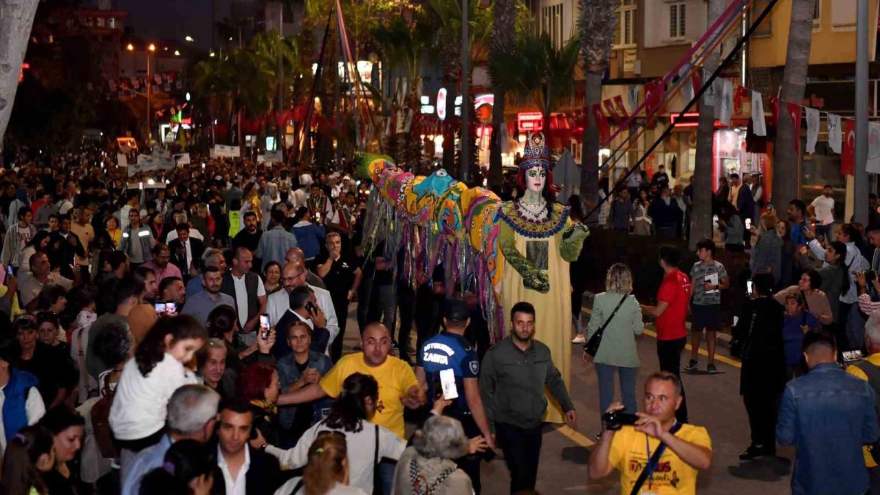 Tarsus’ta festival coşkusu sürüyor