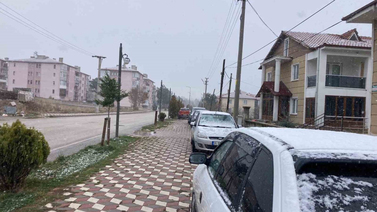 Çankırı’da kar yağışı etkili oldu