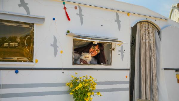 Antalya’da karavancılar şikayet üzerine araziden çıkartıldı
