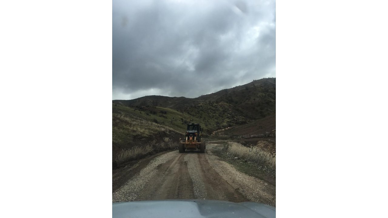 Siirt’te heyelan nedeniyle kapanan yollar ulaşıma açıldı
