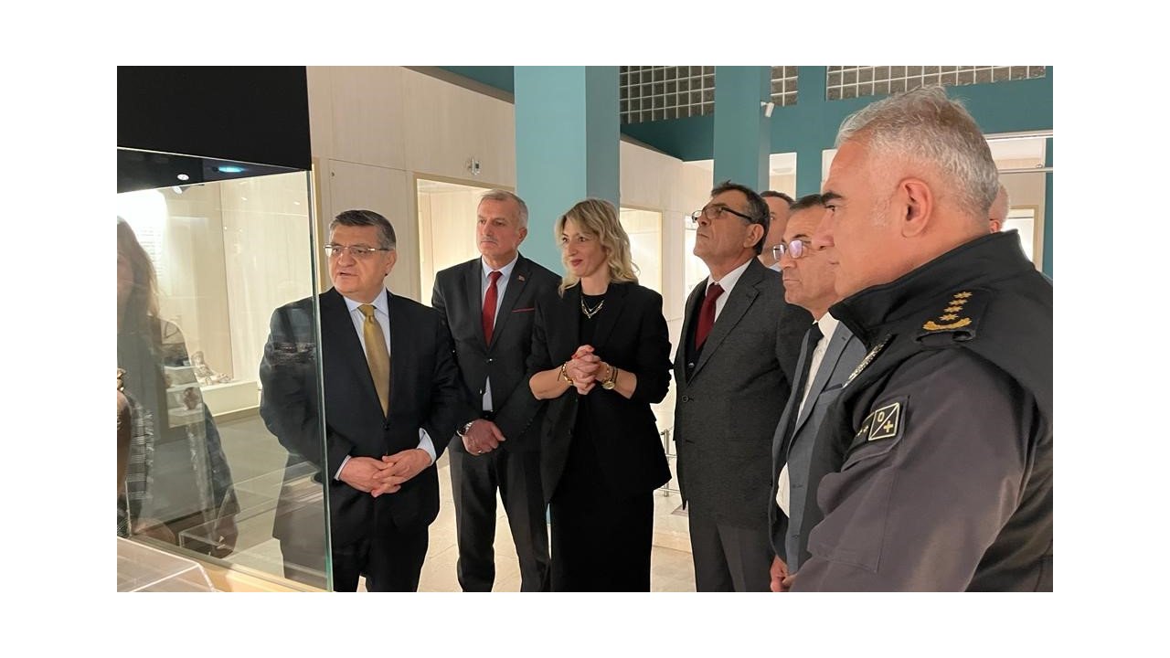Sinop’ta ’100 Seçkin Eser Sergisi’ açıldı