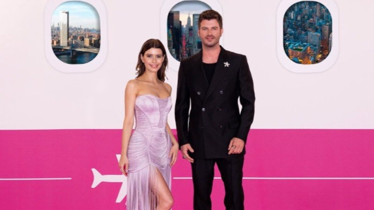Kenan Doğulu'dan Beren Saat-Kıvanç Tatlıtuğ yorumu: Filiz Akın’la Cüneyt Arkın gibiler...