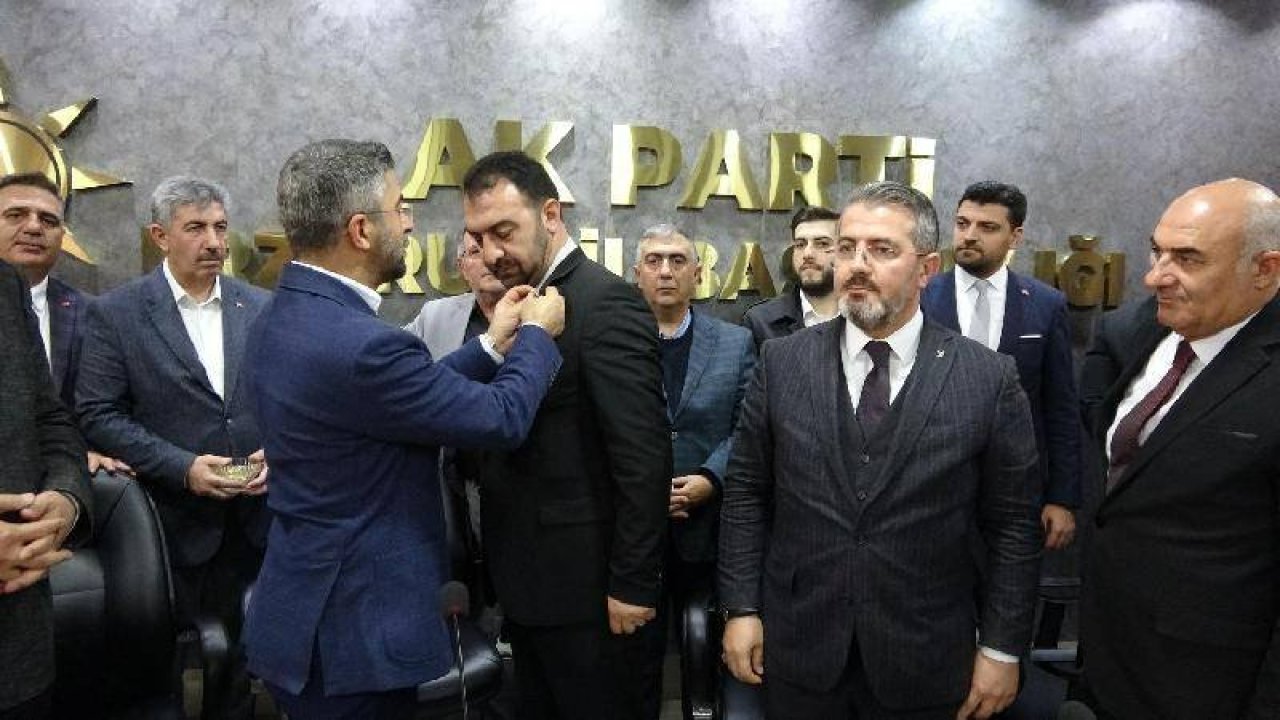 DEVA Partisi'nden istifa eden 800 kişi, AKP'ye katıldı