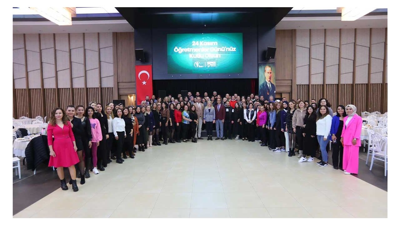 Başkan Doğan, belediyede görev yapan öğretmenlerle bir araya geldi