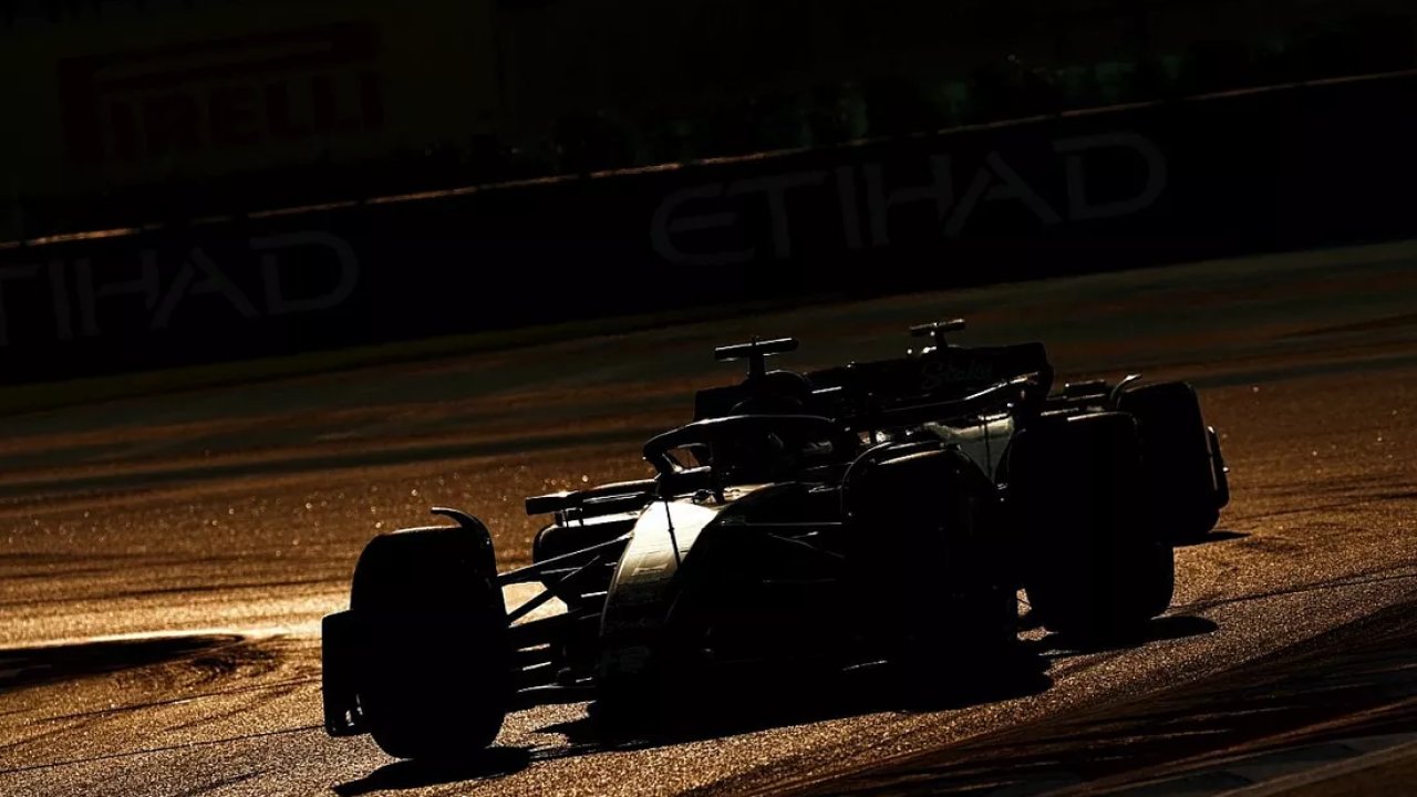 Abu Dabi testi sürücü kadroları belli oldu, Verstappen ve Hamilton testte yok