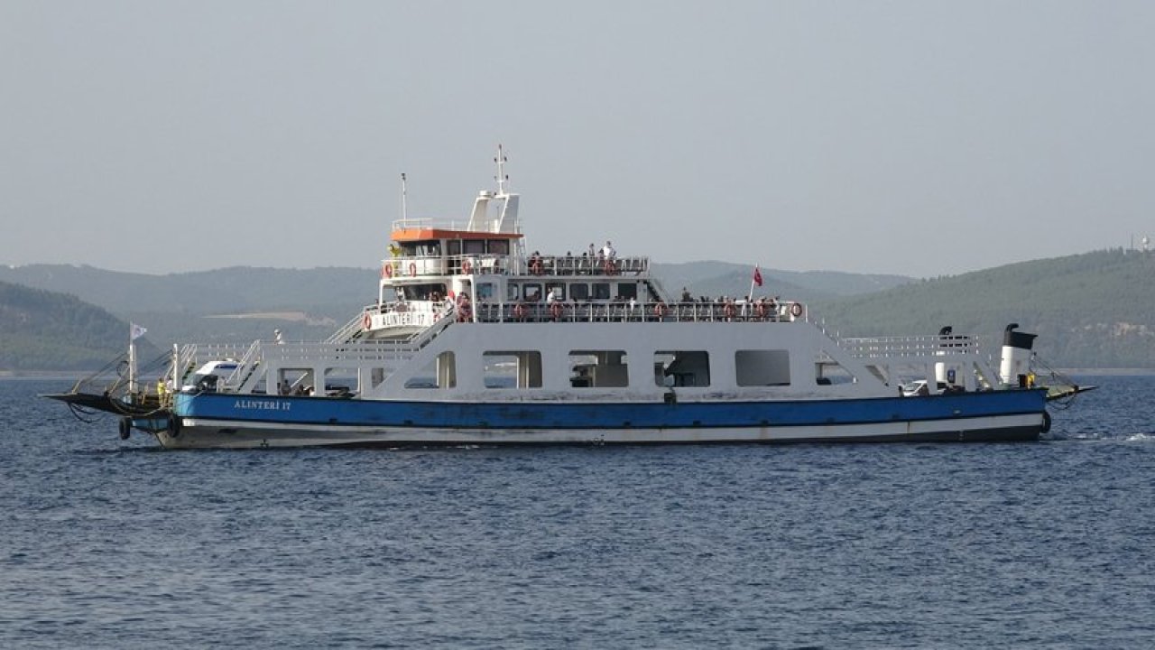 Çanakkale'de feribot hatlarında yarınki bazı seferler iptal edildi